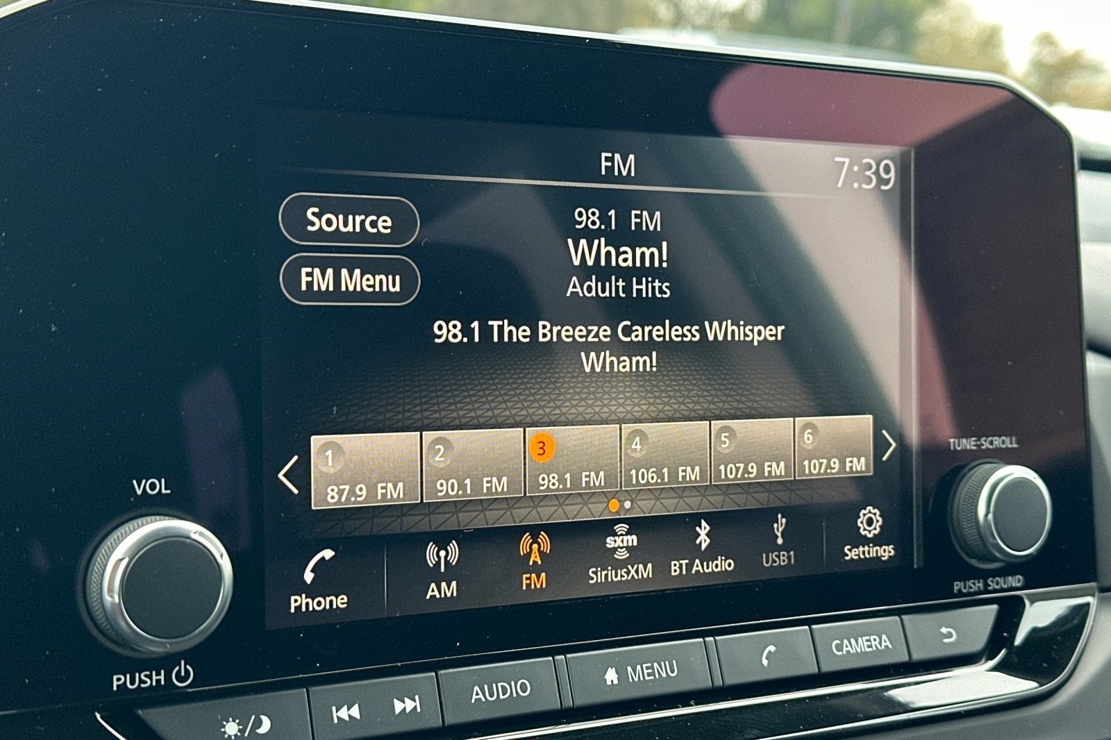 2025 Nissan Pathfinder S