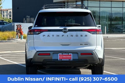 2026 Nissan Pathfinder SL