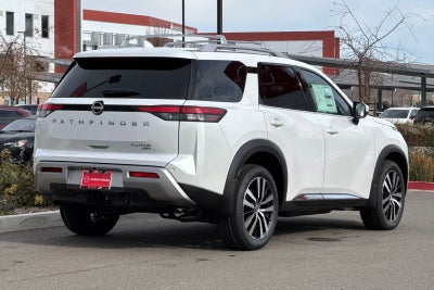 2025 Nissan Pathfinder Platinum