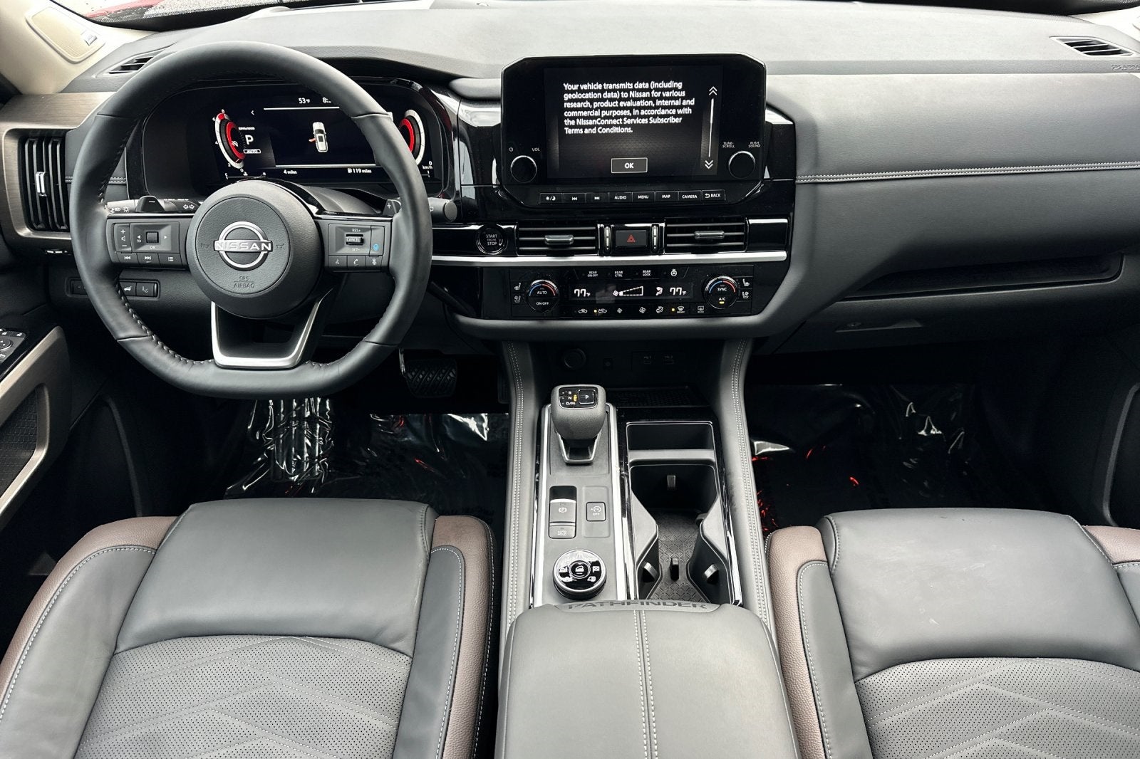 2025 Nissan Pathfinder Platinum