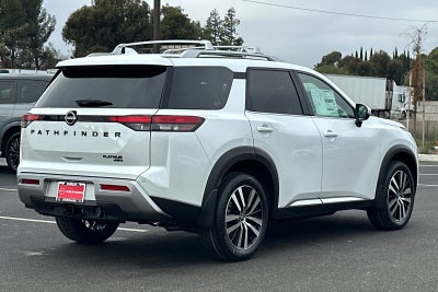 2025 Nissan Pathfinder Platinum