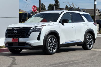 2026 Nissan Pathfinder Platinum