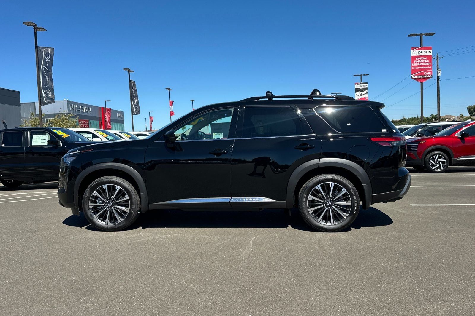 2026 Nissan Pathfinder Platinum