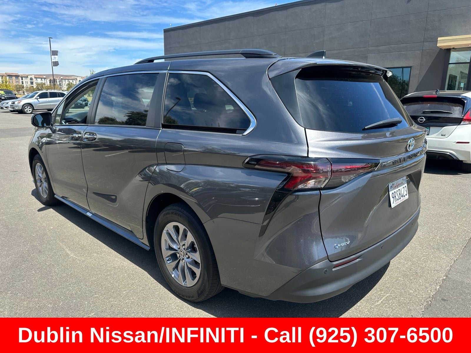 2025 Toyota Sienna XLE 8 Passenger