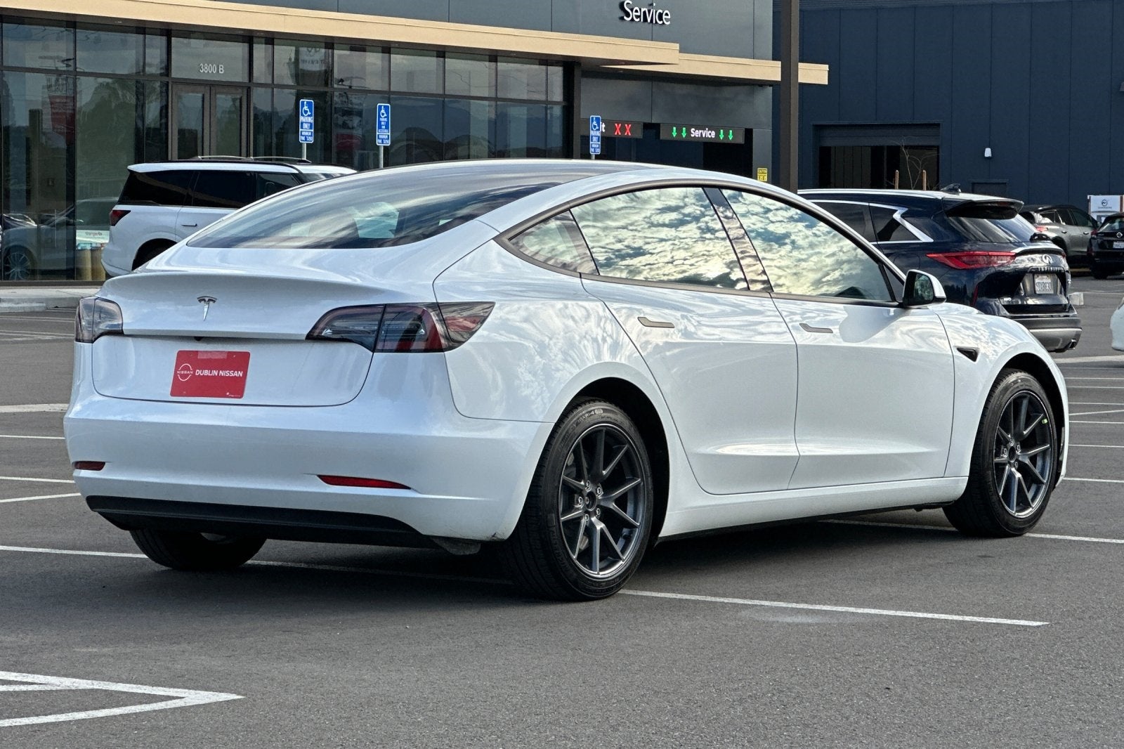 2023 Tesla Model 3 Base