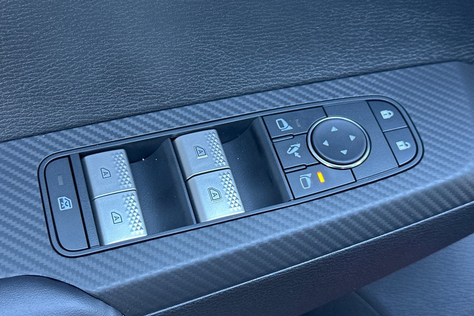 2026 Nissan Rogue SL