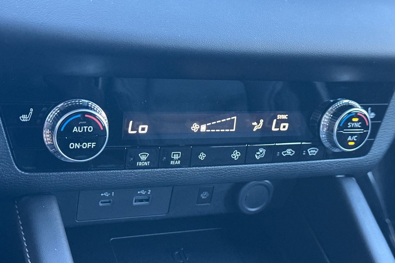 2026 Nissan Rogue SL