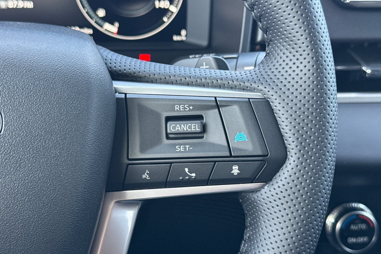 2026 Nissan Rogue Hybrid SL