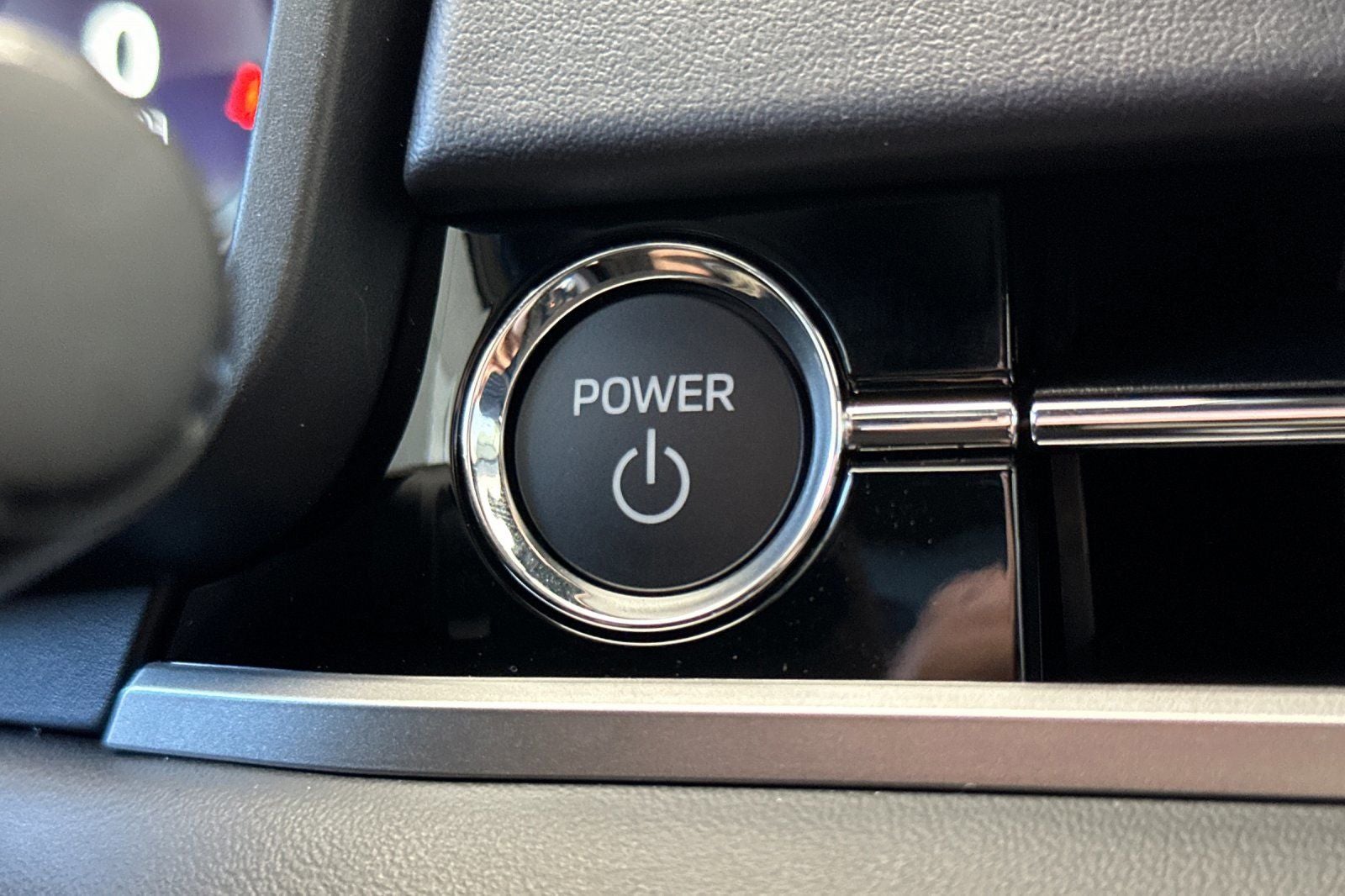 2026 Nissan Rogue Plug-In Hybrid Platinum
