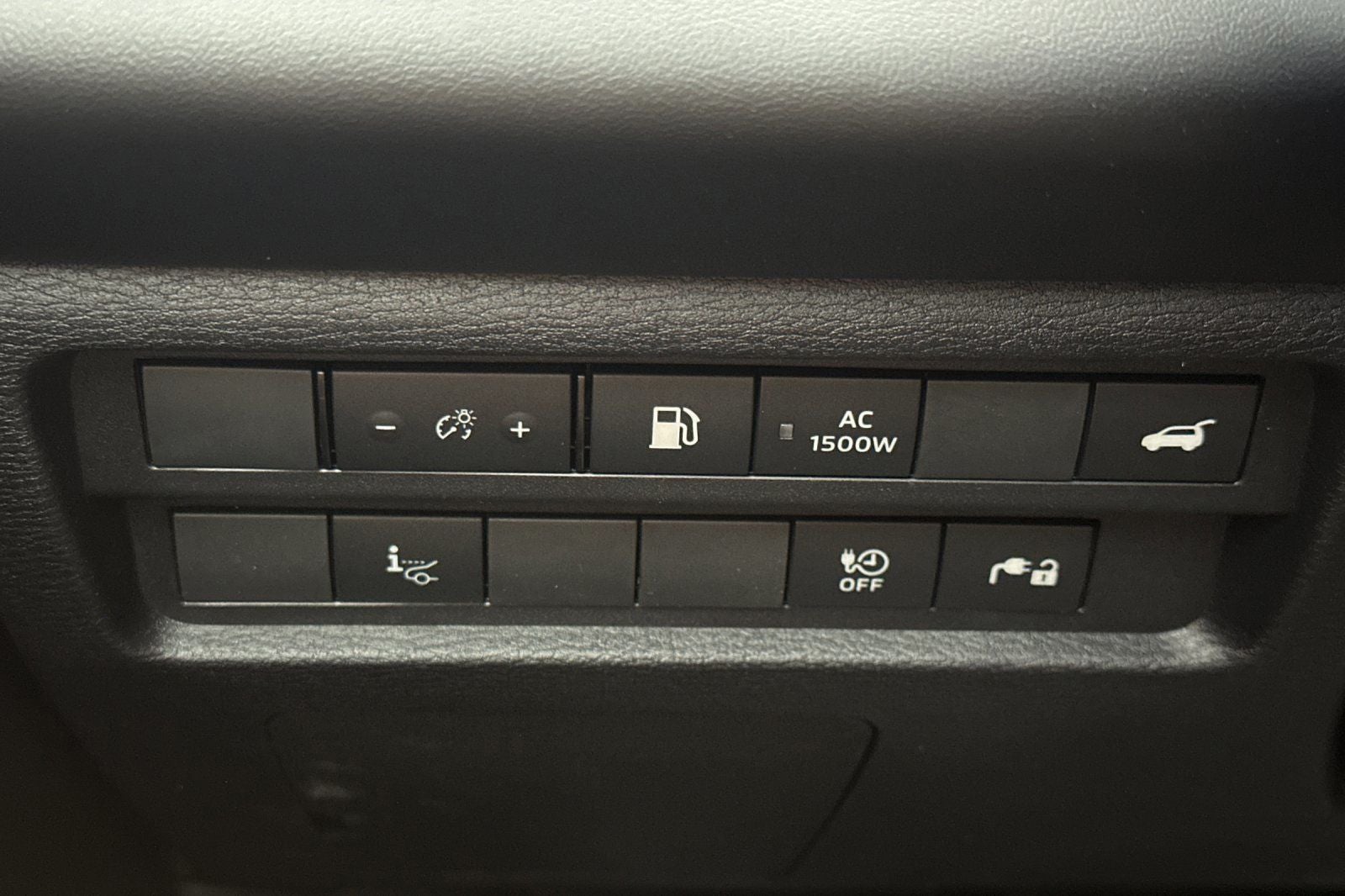 2026 Nissan Rogue Plug-In Hybrid Platinum
