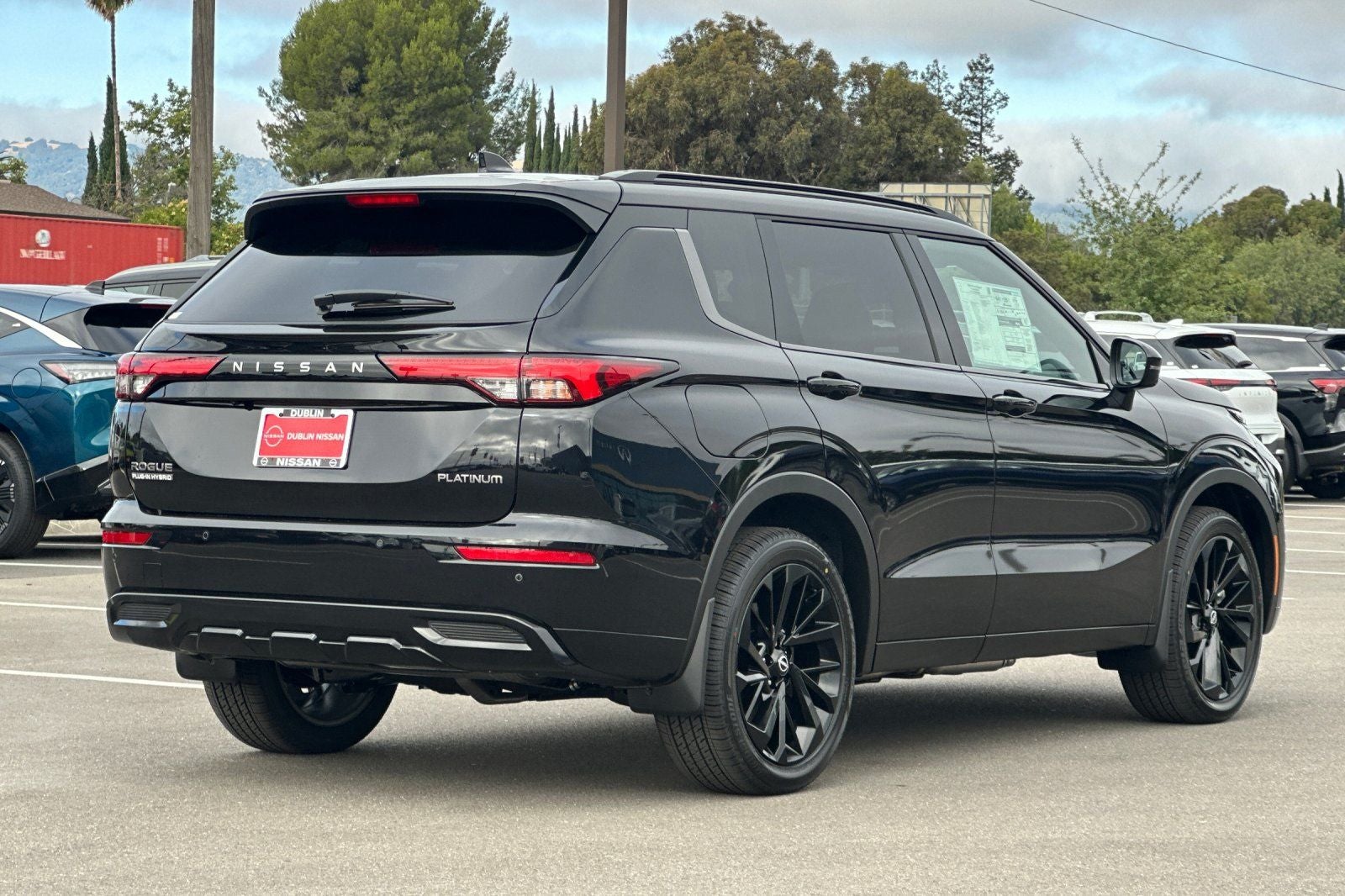2026 Nissan Rogue Plug-In Hybrid Platinum