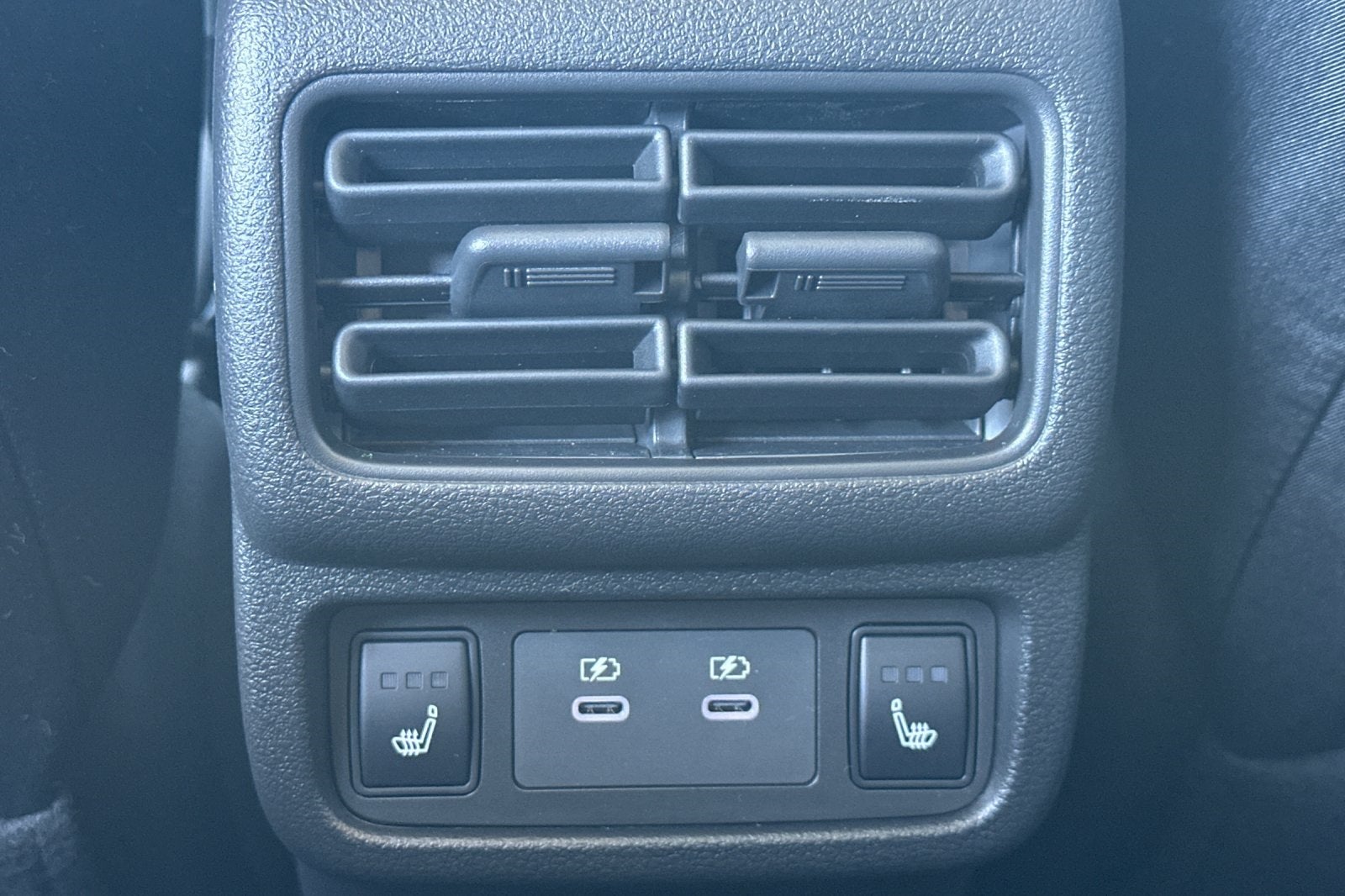 2026 Nissan Leaf PLATINUM+