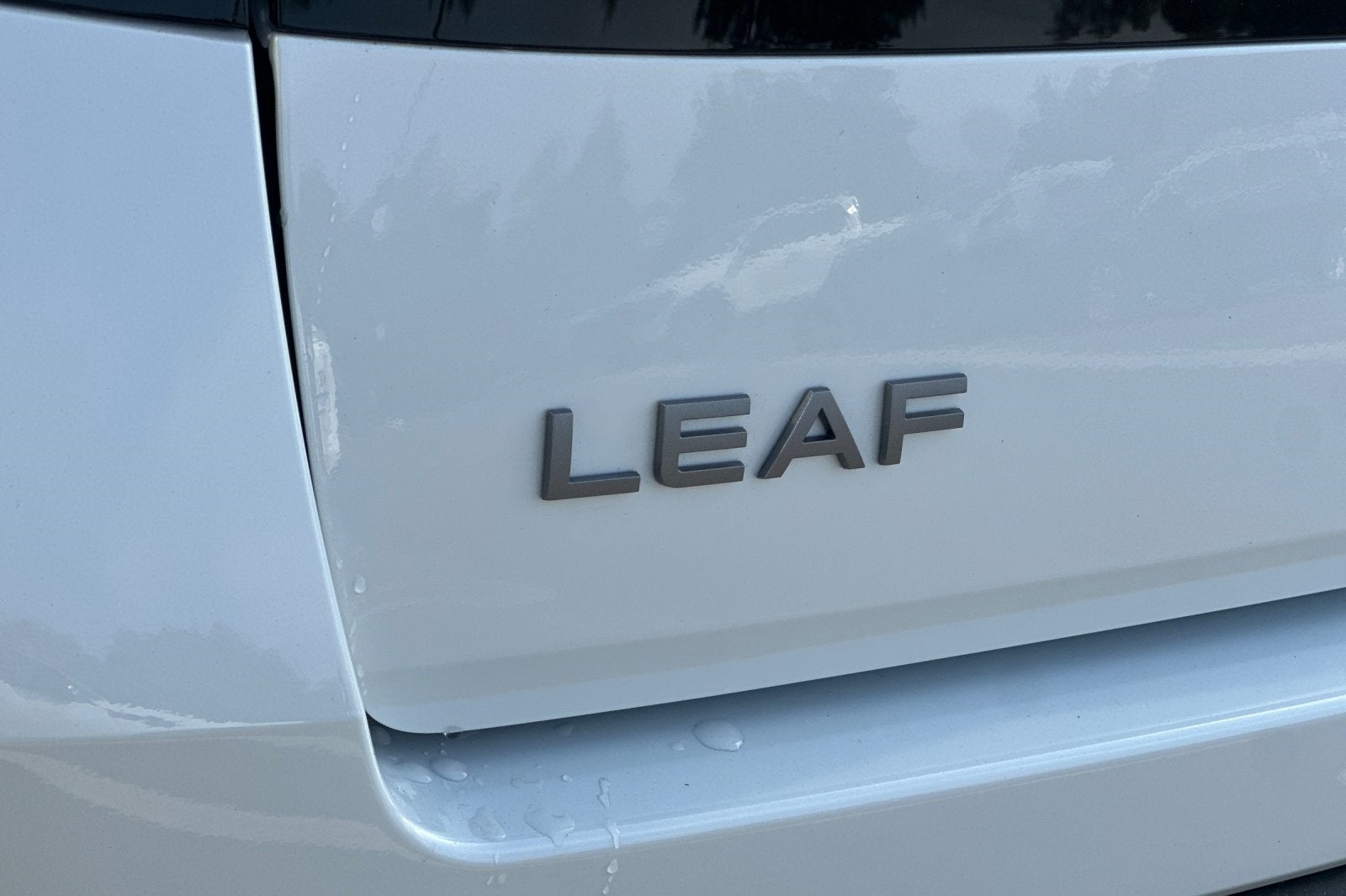 2026 Nissan Leaf PLATINUM+