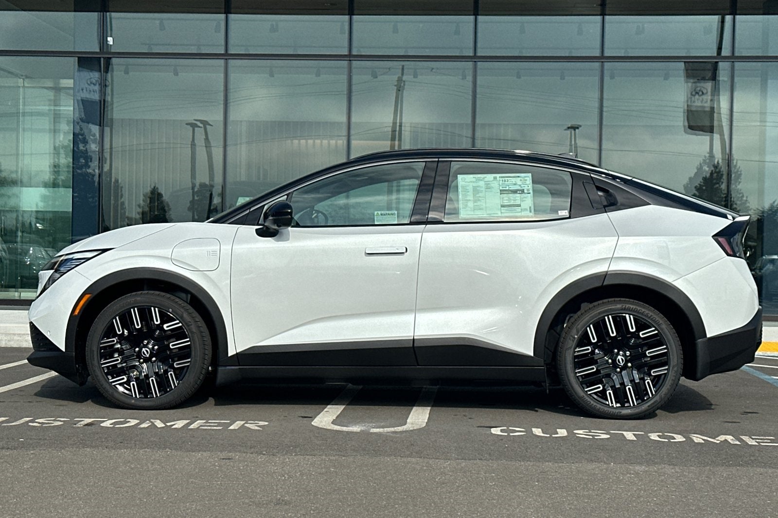 2026 Nissan Leaf PLATINUM+