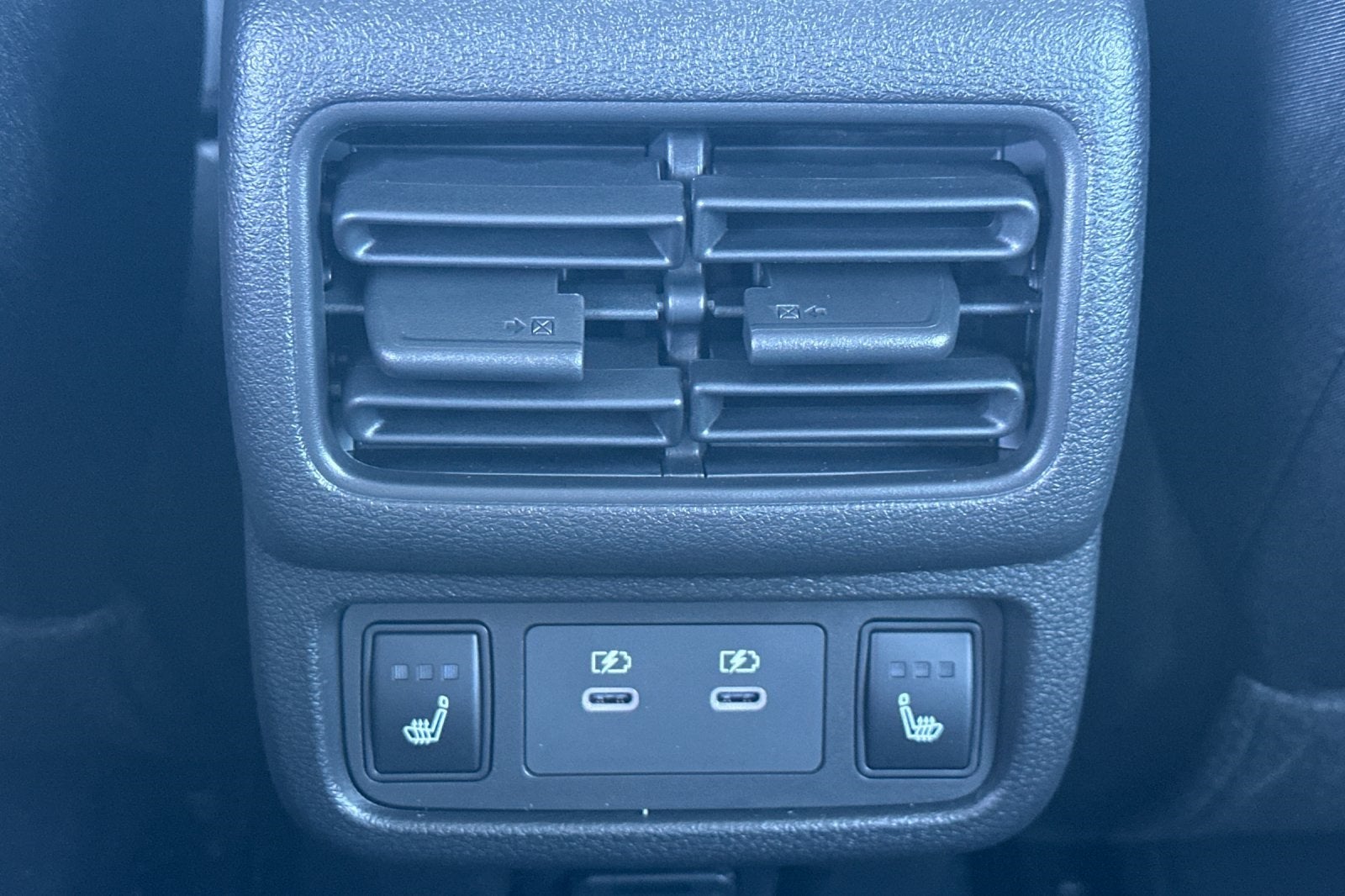 2026 Nissan Leaf PLATINUM+