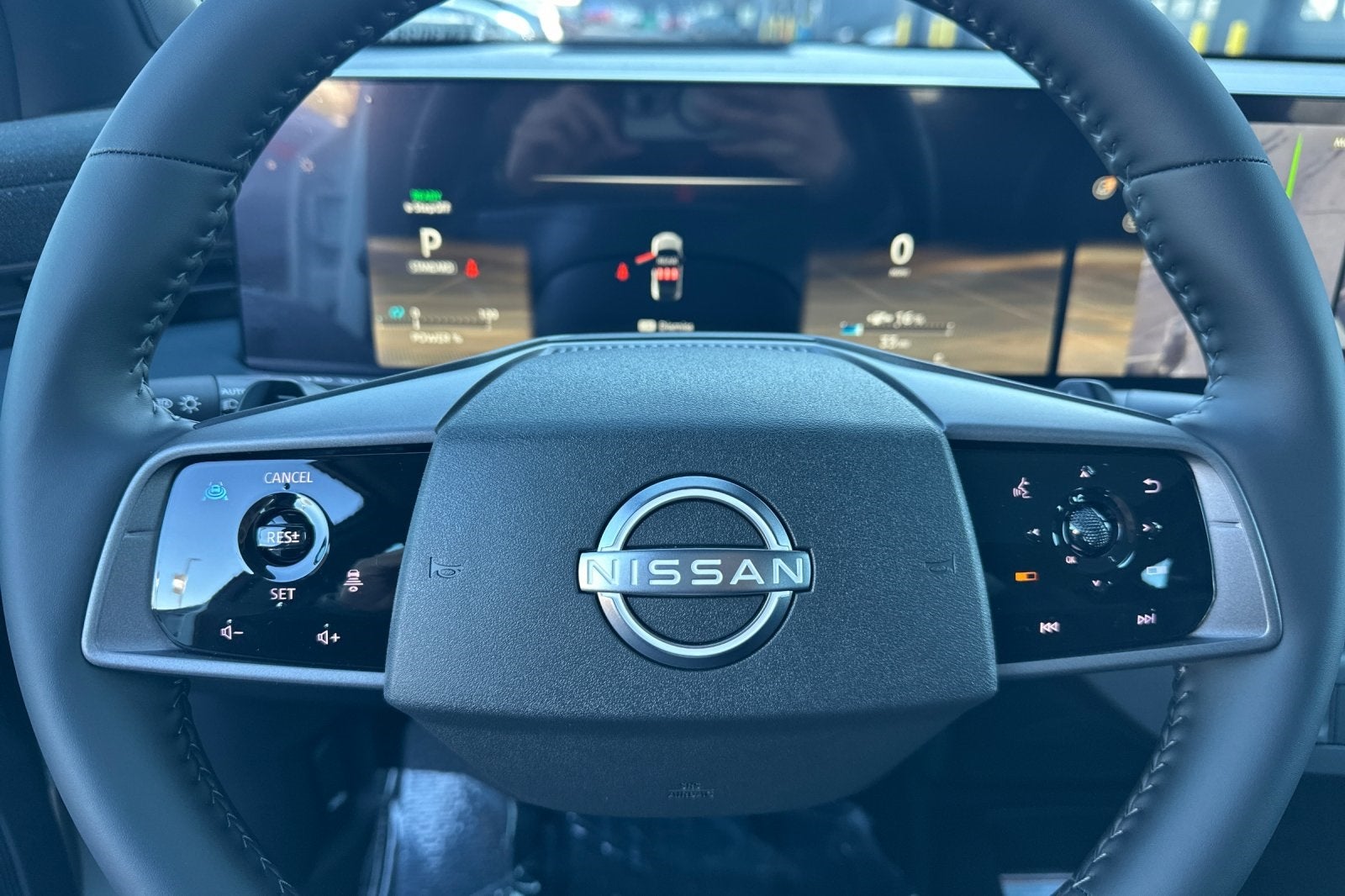 2026 Nissan Leaf PLATINUM+