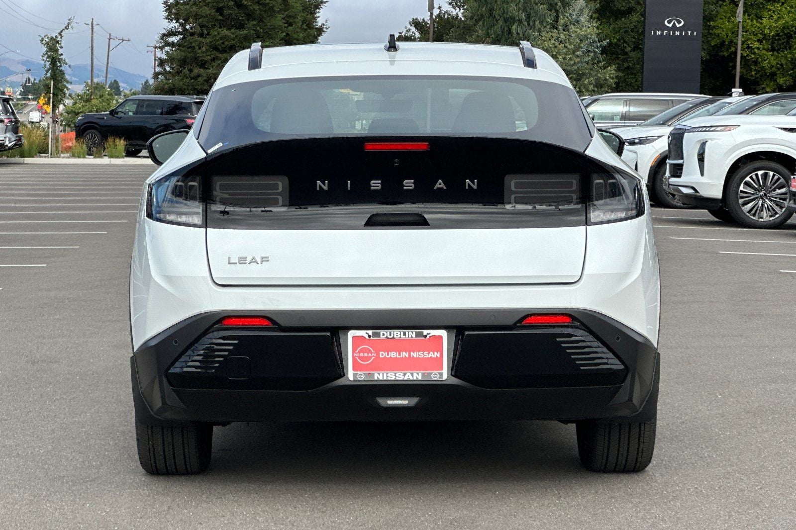 2026 Nissan Leaf PLATINUM+