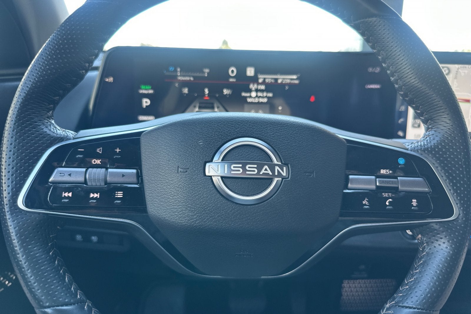 2023 Nissan Ariya VENTURE+