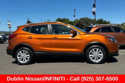 2017 Nissan Rogue Sport SV