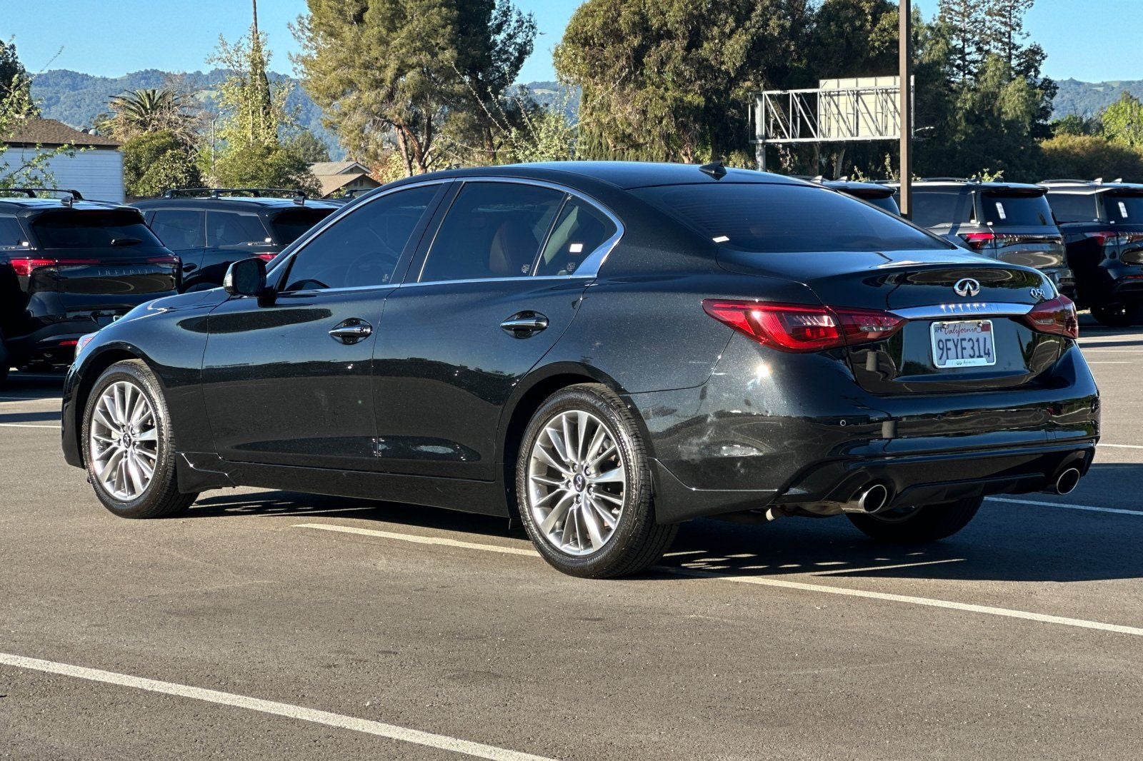 2023 INFINITI Q50 LUXE