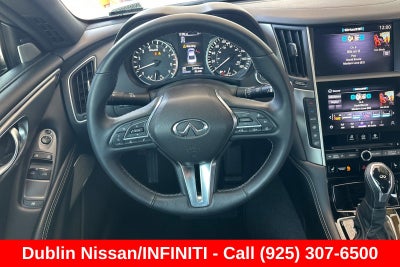 2022 INFINITI Q60 LUXE