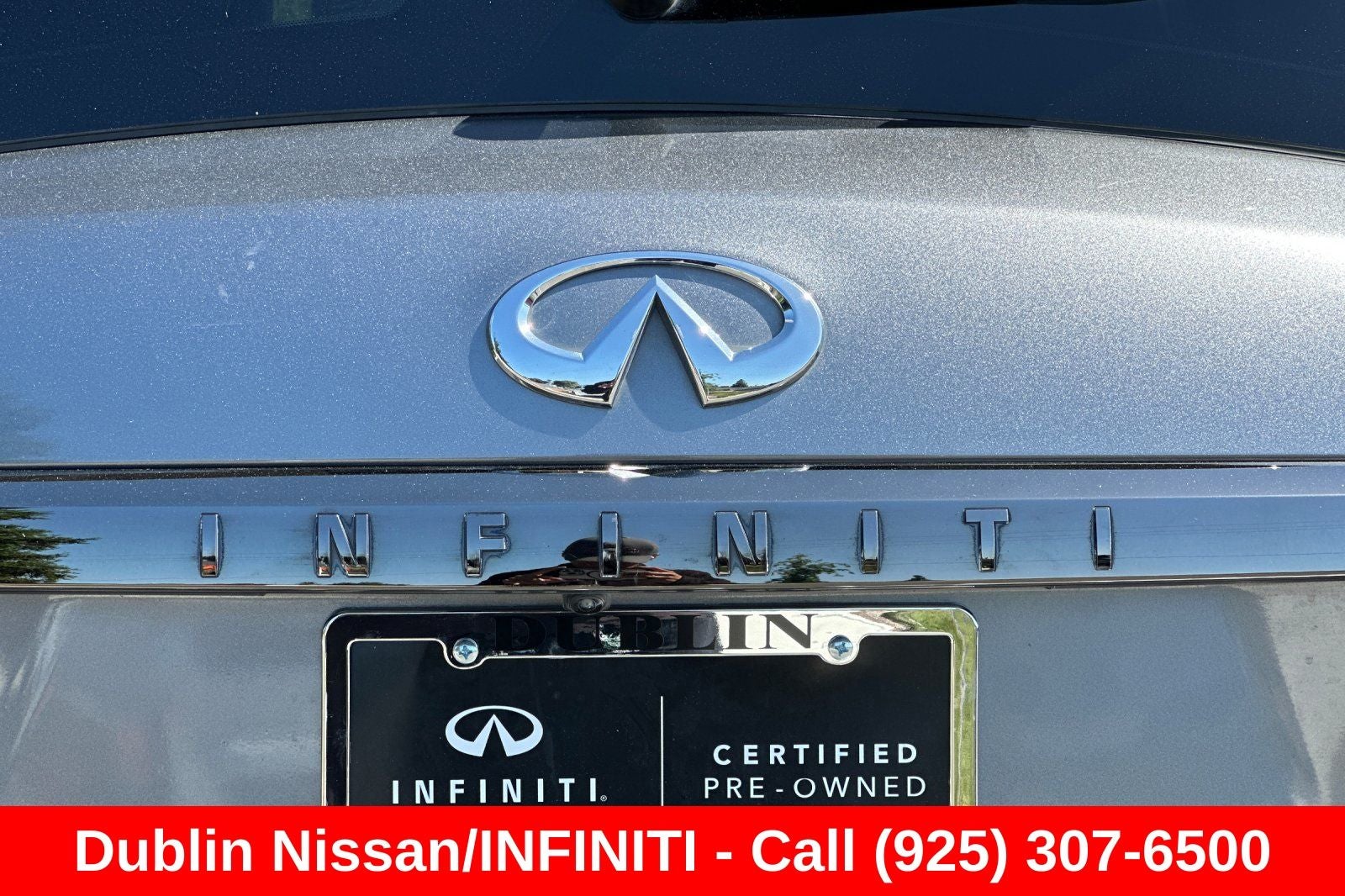 2021 INFINITI QX80 Premium Select