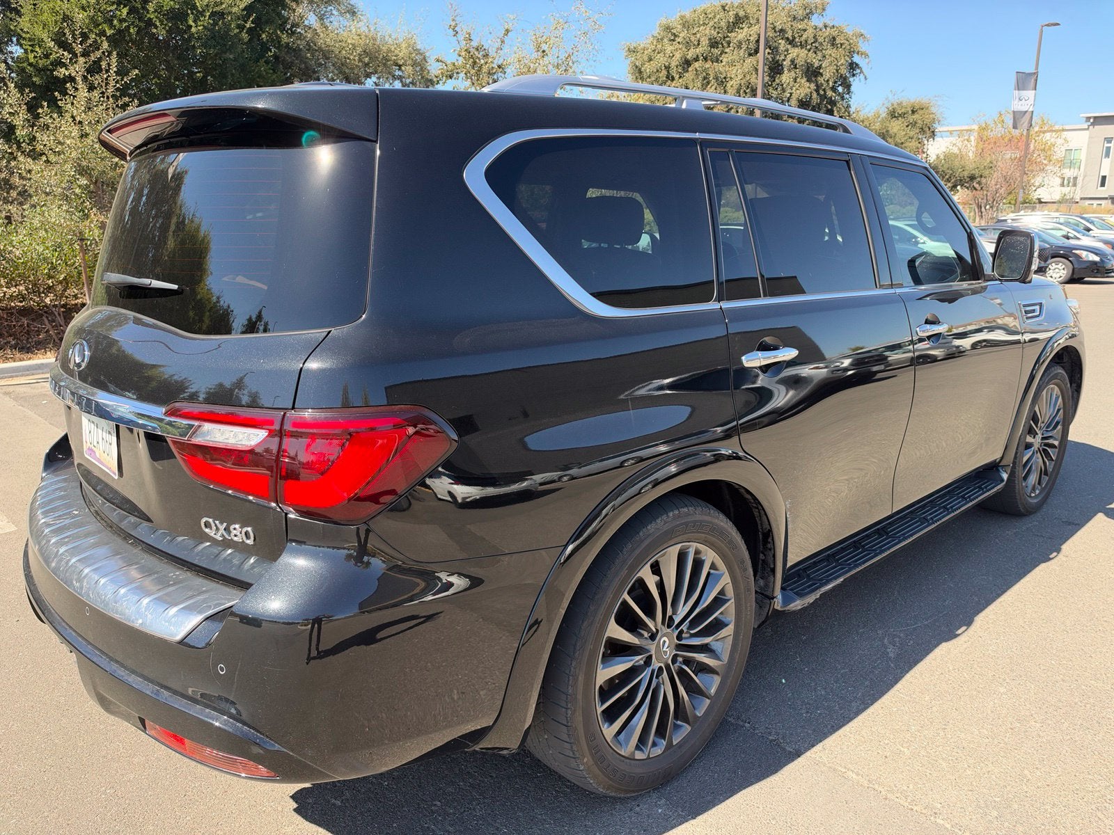 2023 INFINITI QX80 Sensory