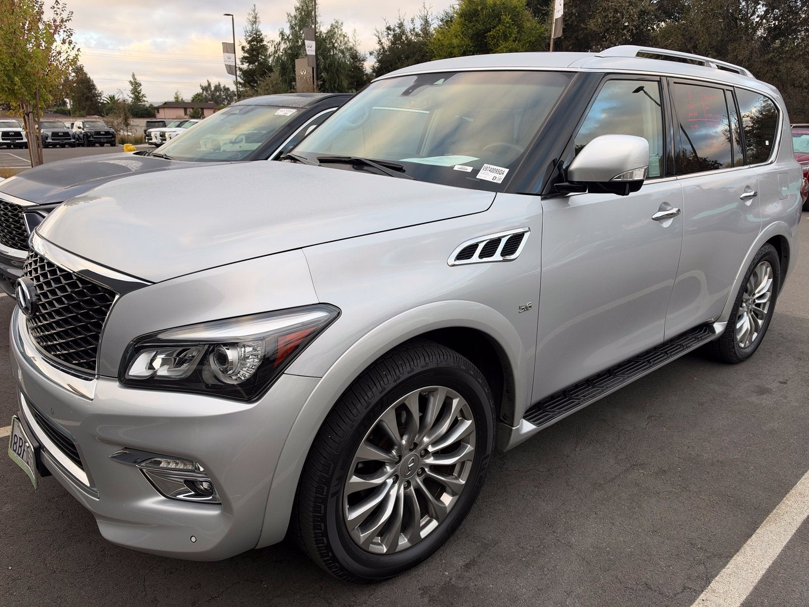 2017 INFINITI QX80 Base