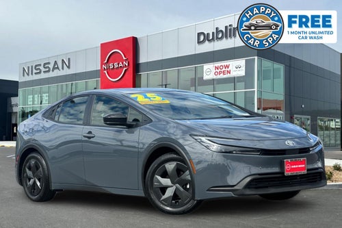 2025 Toyota Prius LE