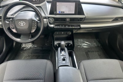 2025 Toyota Prius LE