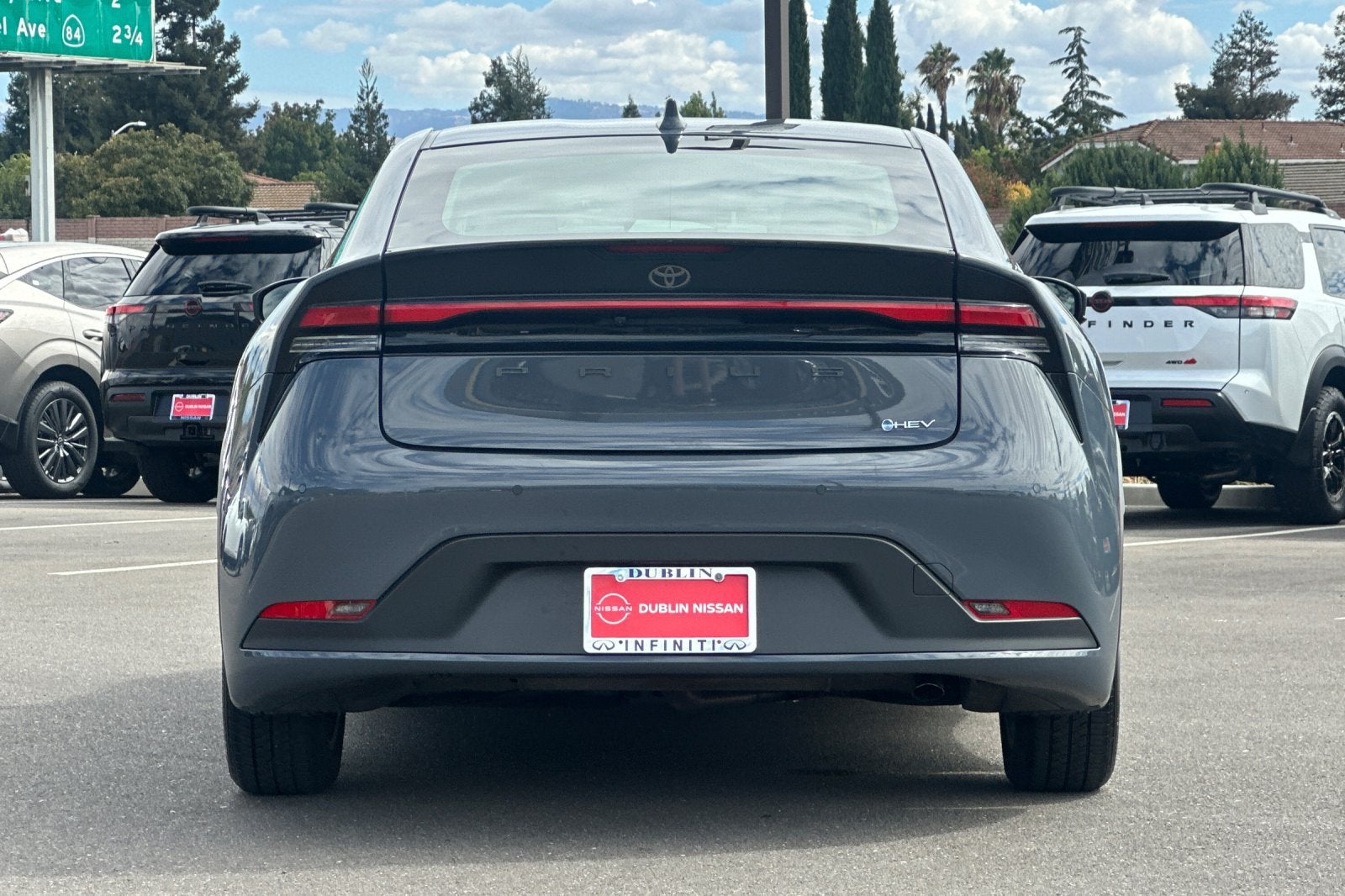 2025 Toyota Prius LE