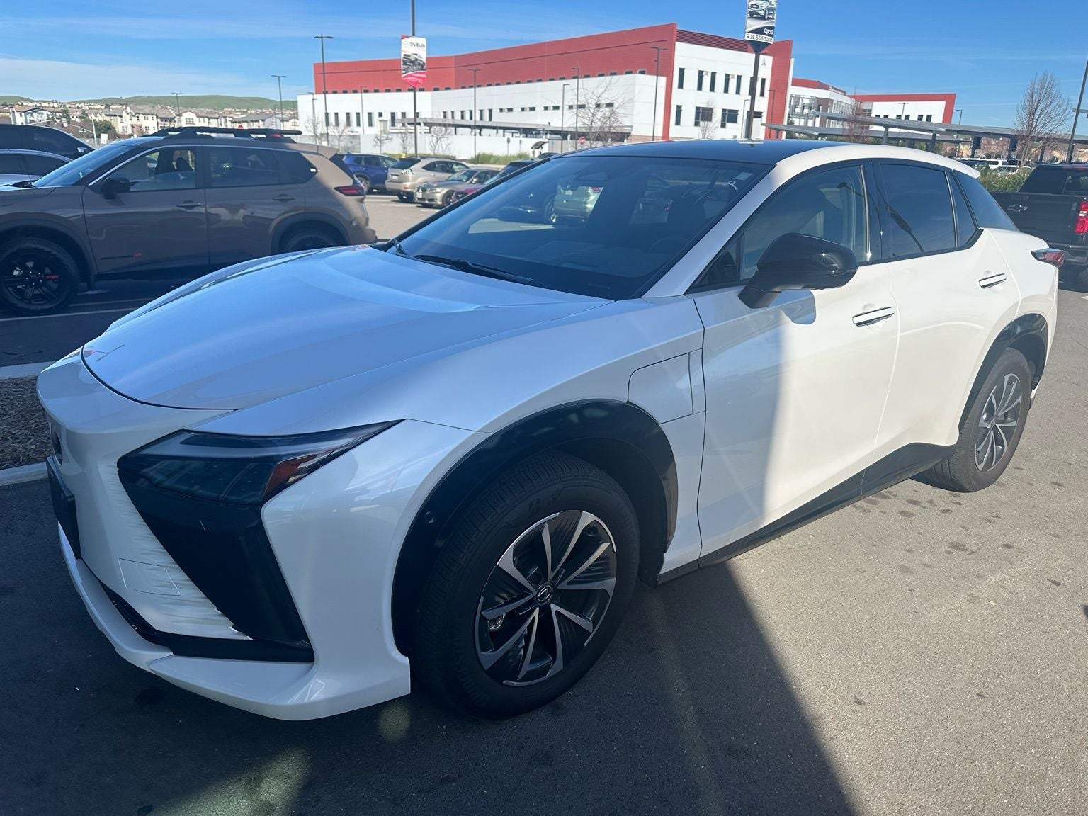 2023 Lexus RZ 450e Premium
