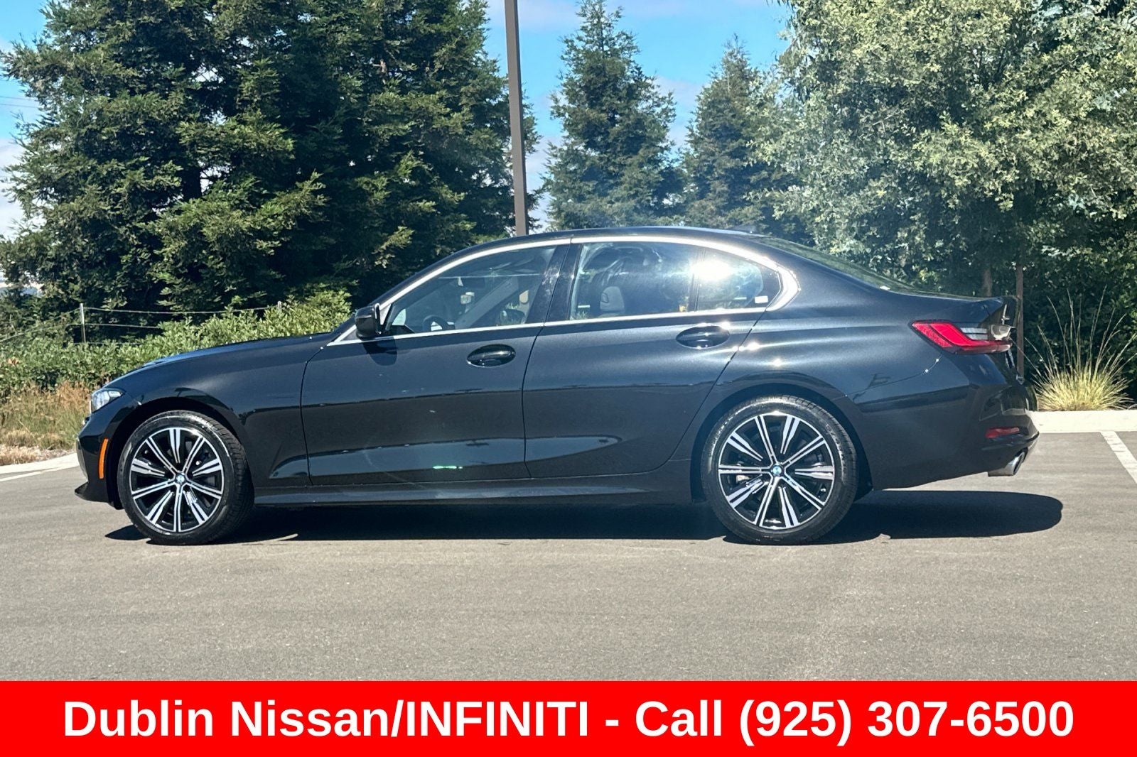 2025 BMW 3 Series 330i - Photo 7