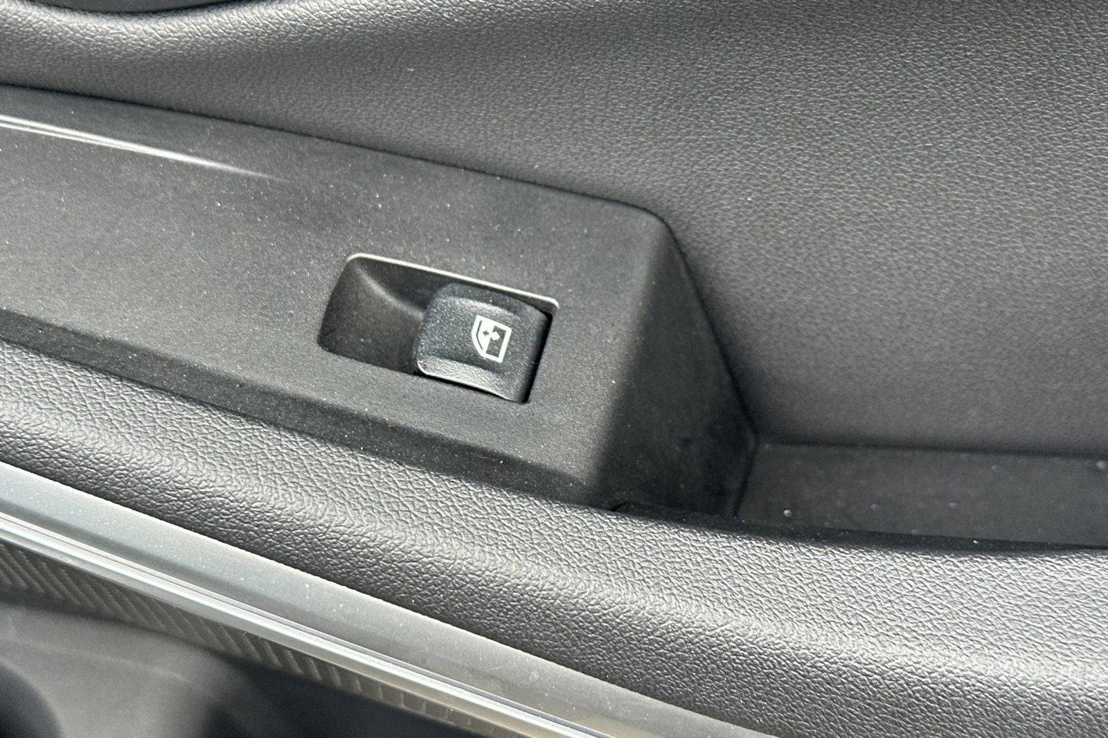 2021 BMW 3 Series 330e iPerformance