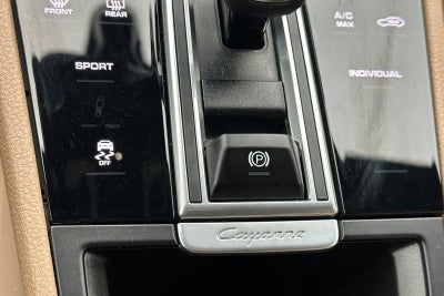 2023 Porsche Cayenne Platinum Edition