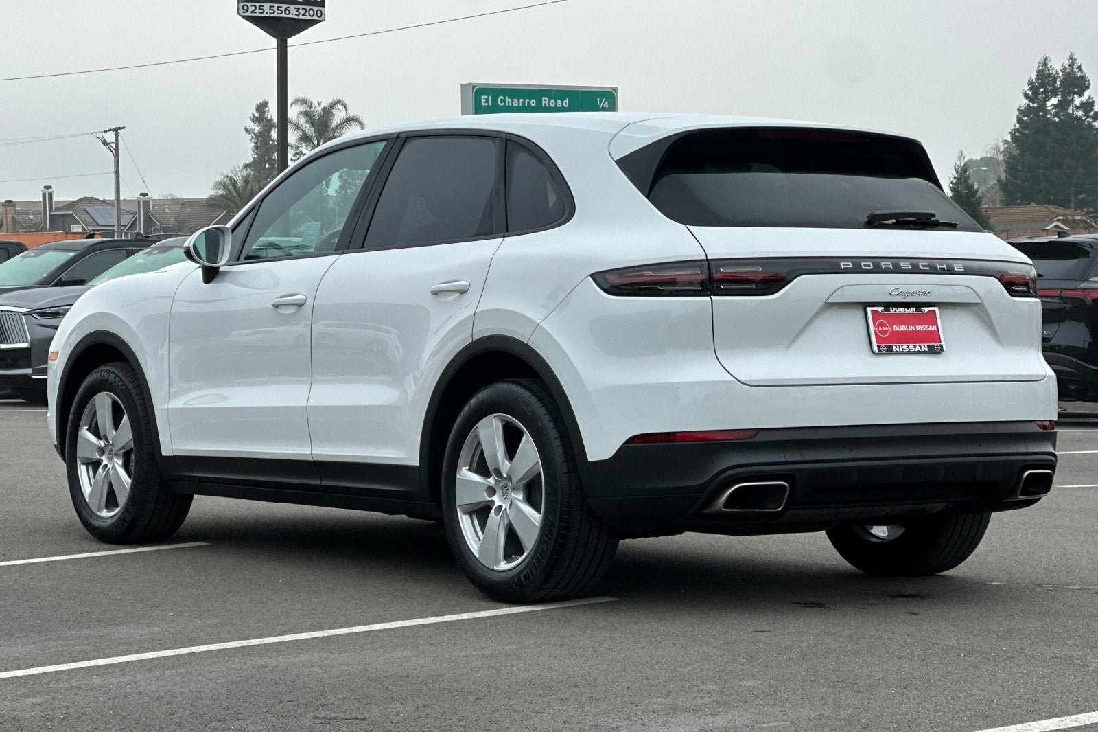 2023 Porsche Cayenne Platinum Edition