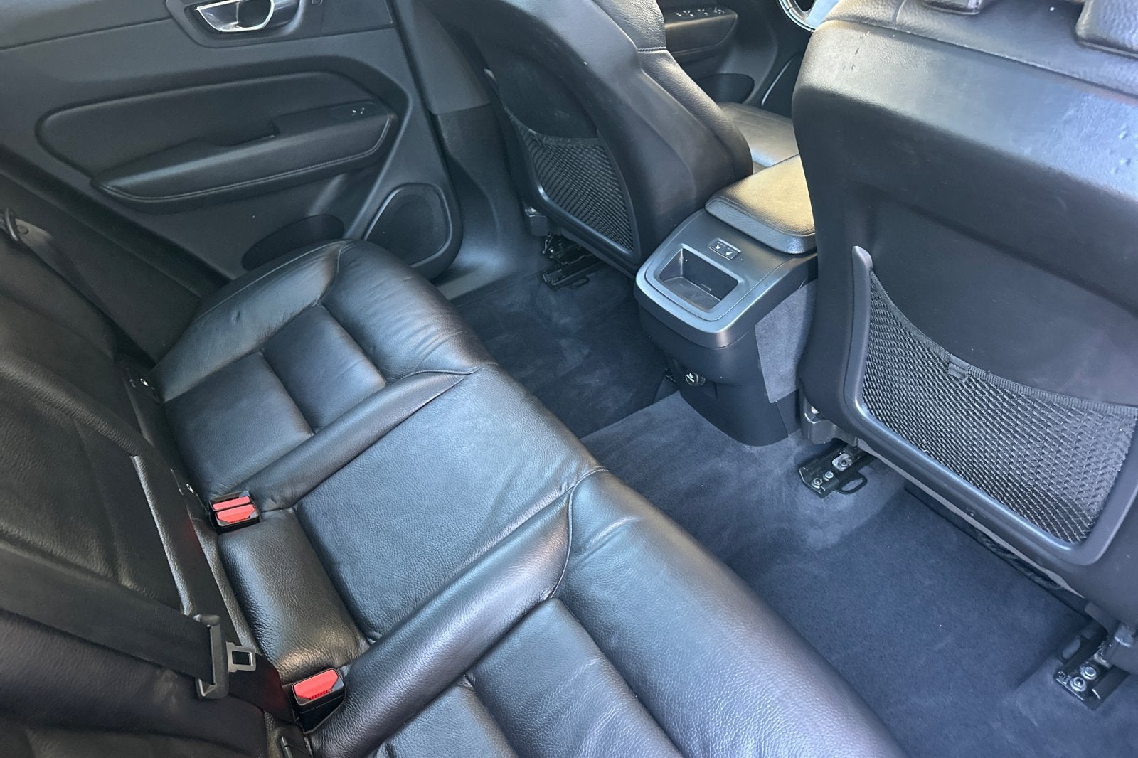 2020 Volvo XC60 T5 Momentum