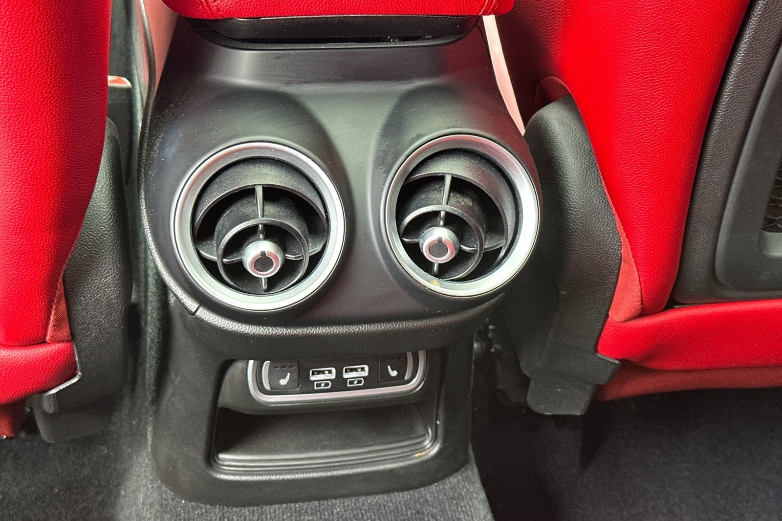 2023 Alfa Romeo Stelvio Veloce