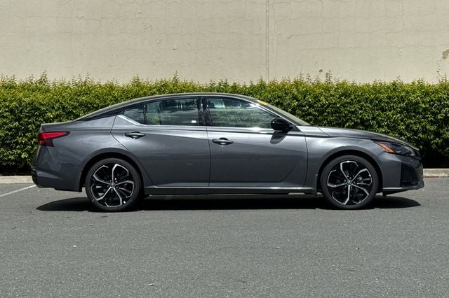 2026 Nissan Altima SR