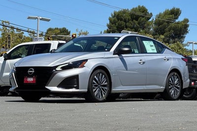 2026 Nissan Altima SV