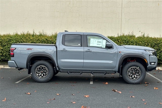 2026 Nissan Frontier PRO-4X PRO-4X R (Roush)