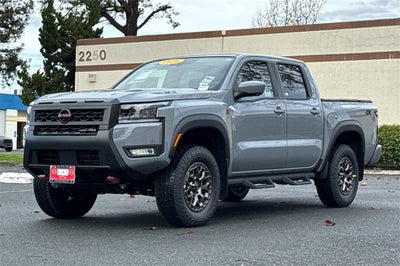 2026 Nissan Frontier PRO-4X PRO-4X R (Roush)