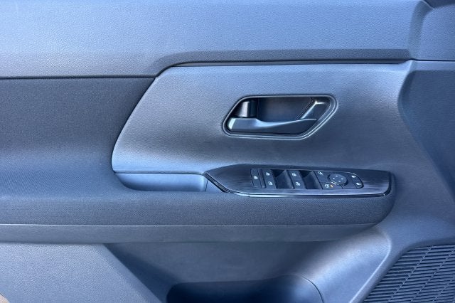 2027 Nissan Kicks S