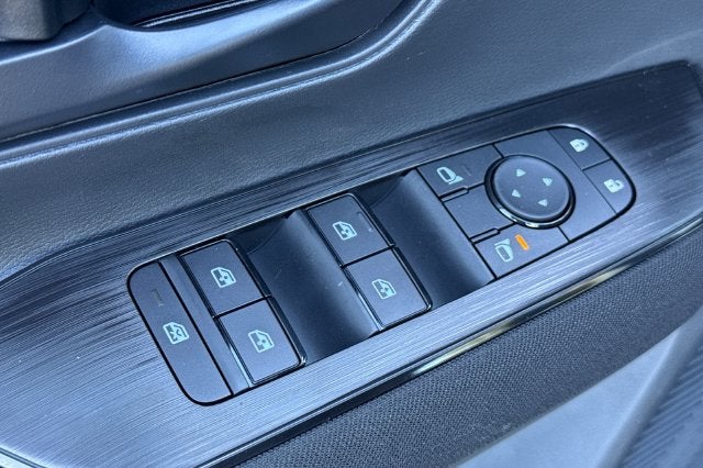 2027 Nissan Kicks S