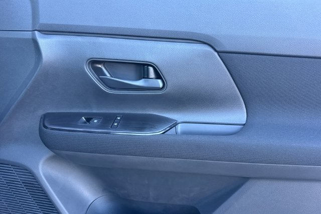 2027 Nissan Kicks S