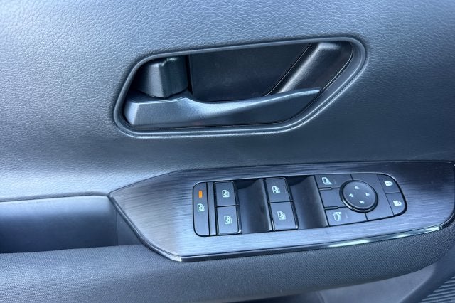 2027 Nissan Kicks S