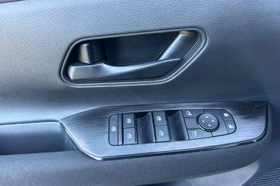 2027 Nissan Kicks S