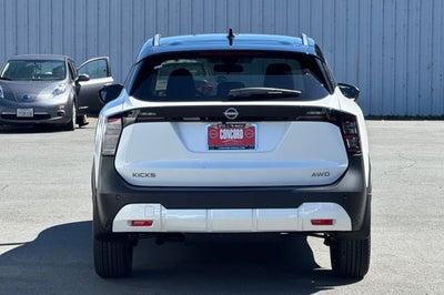 2026 Nissan Kicks SV