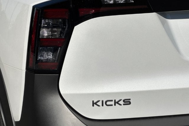 2027 Nissan Kicks SV