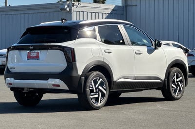 2027 Nissan Kicks SV